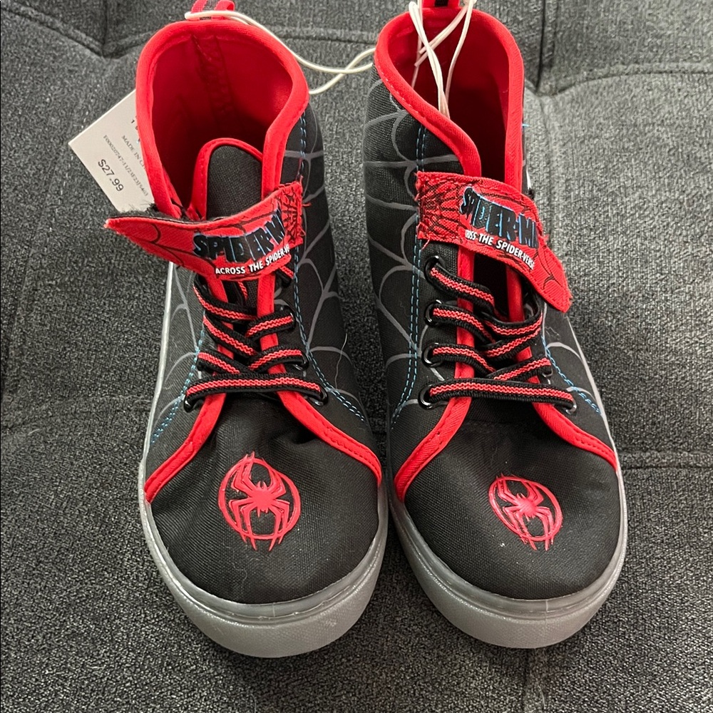 Spiderman Black and Red Web Pattern Shoes - Light up sole